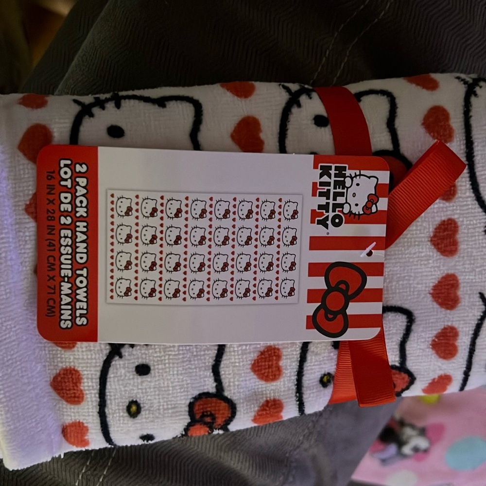 hello kitty hand towels